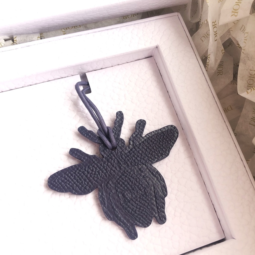DIOR leather charms - Picture 5 of 8